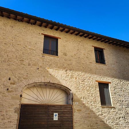 Casa Vacanze Del Console Bevagna Εξωτερικό φωτογραφία